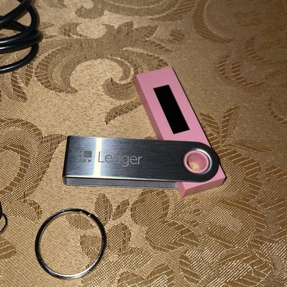 Pink Ledger Nano S - Picture 2 of 5
